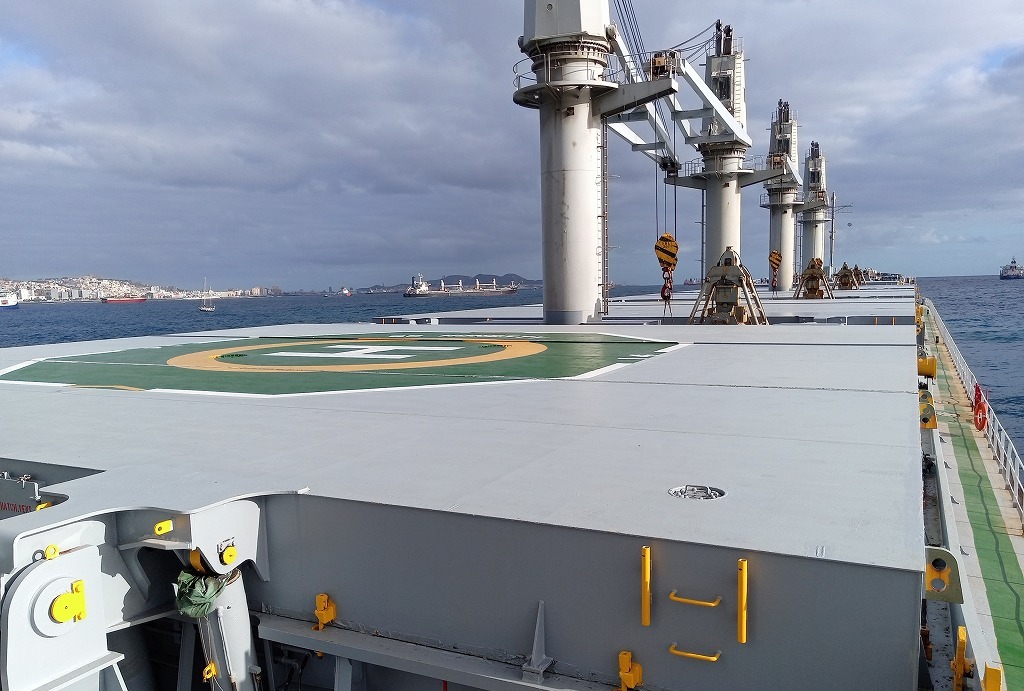 Bulkcarrier deckview